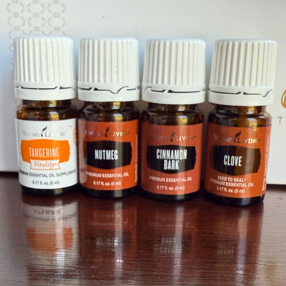 Favorite Fall Blends Set - Clove, Cinnamon, Nutmeg, and Tangerine 100% Pure Oils